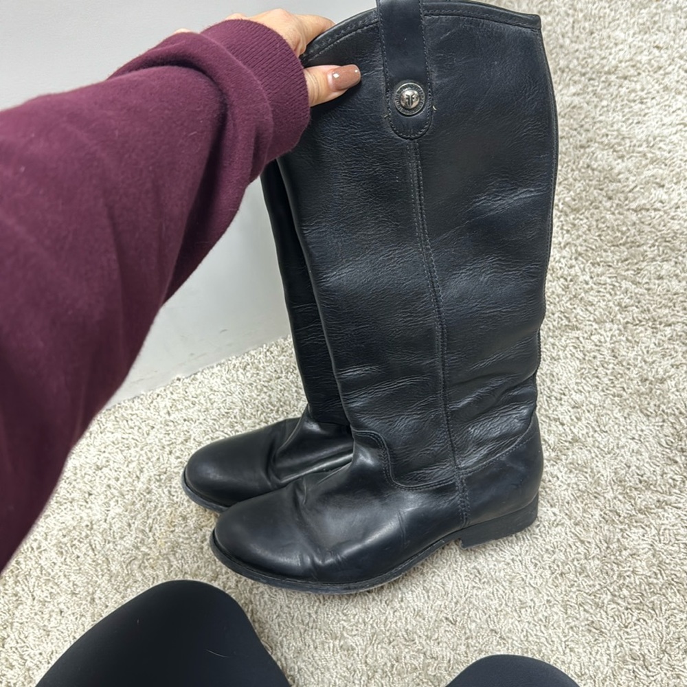 Frye Melissa Button leather riding boot size 7 1/2